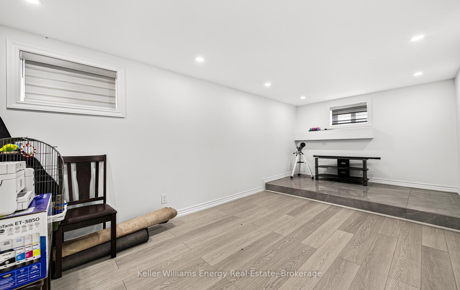 Photo 33 of 657 Taylor Avenue, Oshawa, Donevan — HOMEH