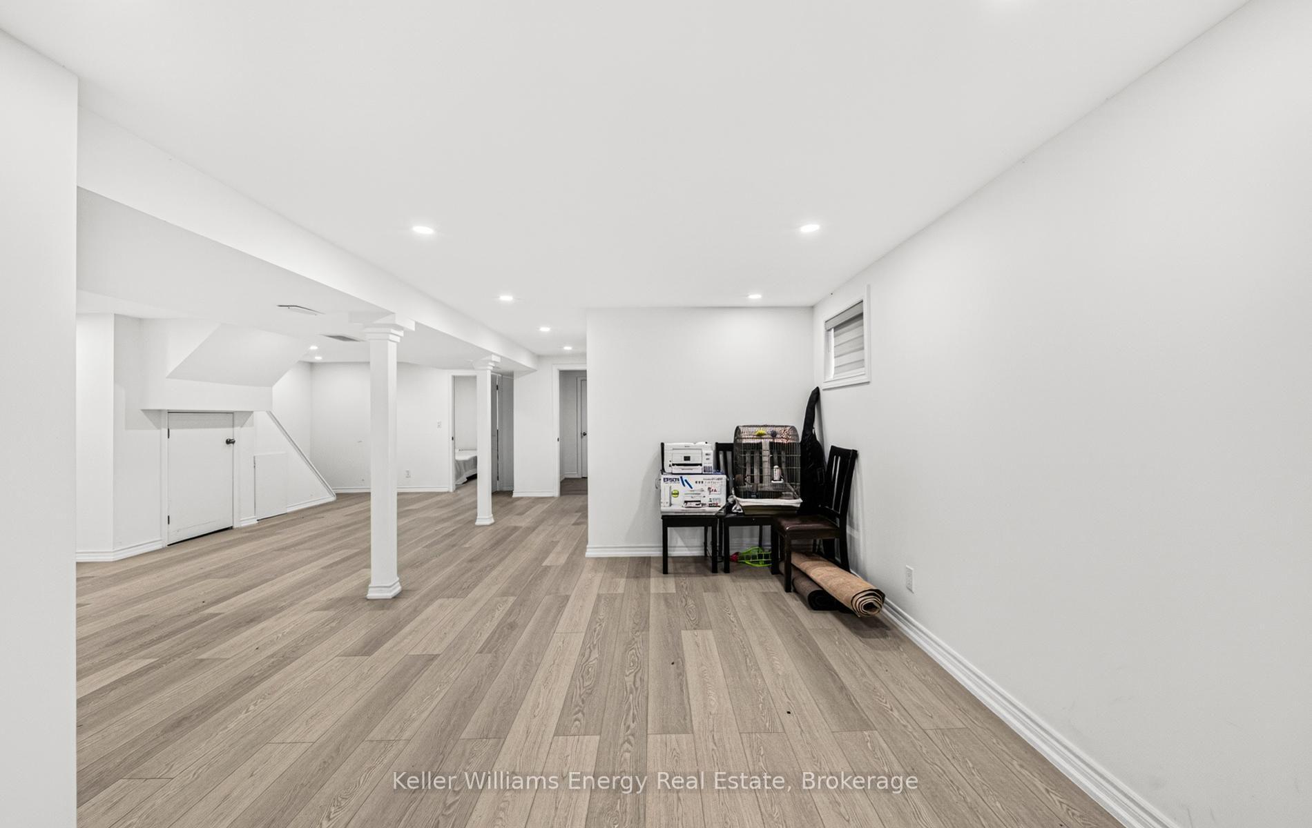 Photo 35 of 657 Taylor Avenue, Oshawa, Donevan — HOMEH