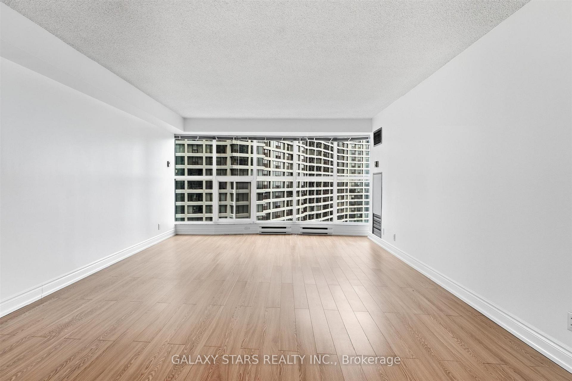 Photo 8 of Unit 2606, 77 Harbour Square, Toronto, Waterfront Communities — HOMEH