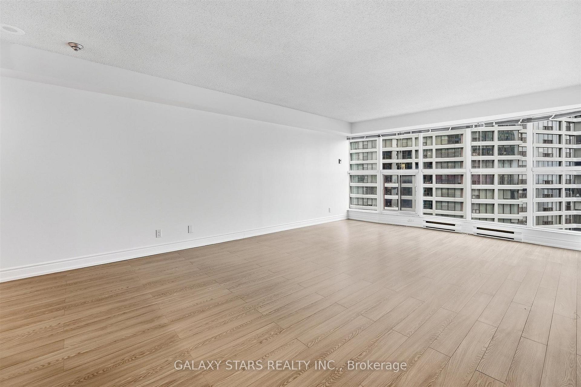Photo 9 of Unit 2606, 77 Harbour Square, Toronto, Waterfront Communities — HOMEH