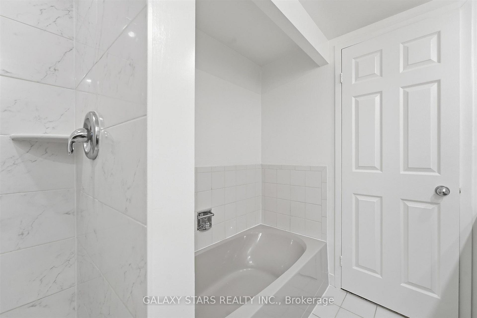 Photo 23 of Unit 2606, 77 Harbour Square, Toronto, Waterfront Communities — HOMEH