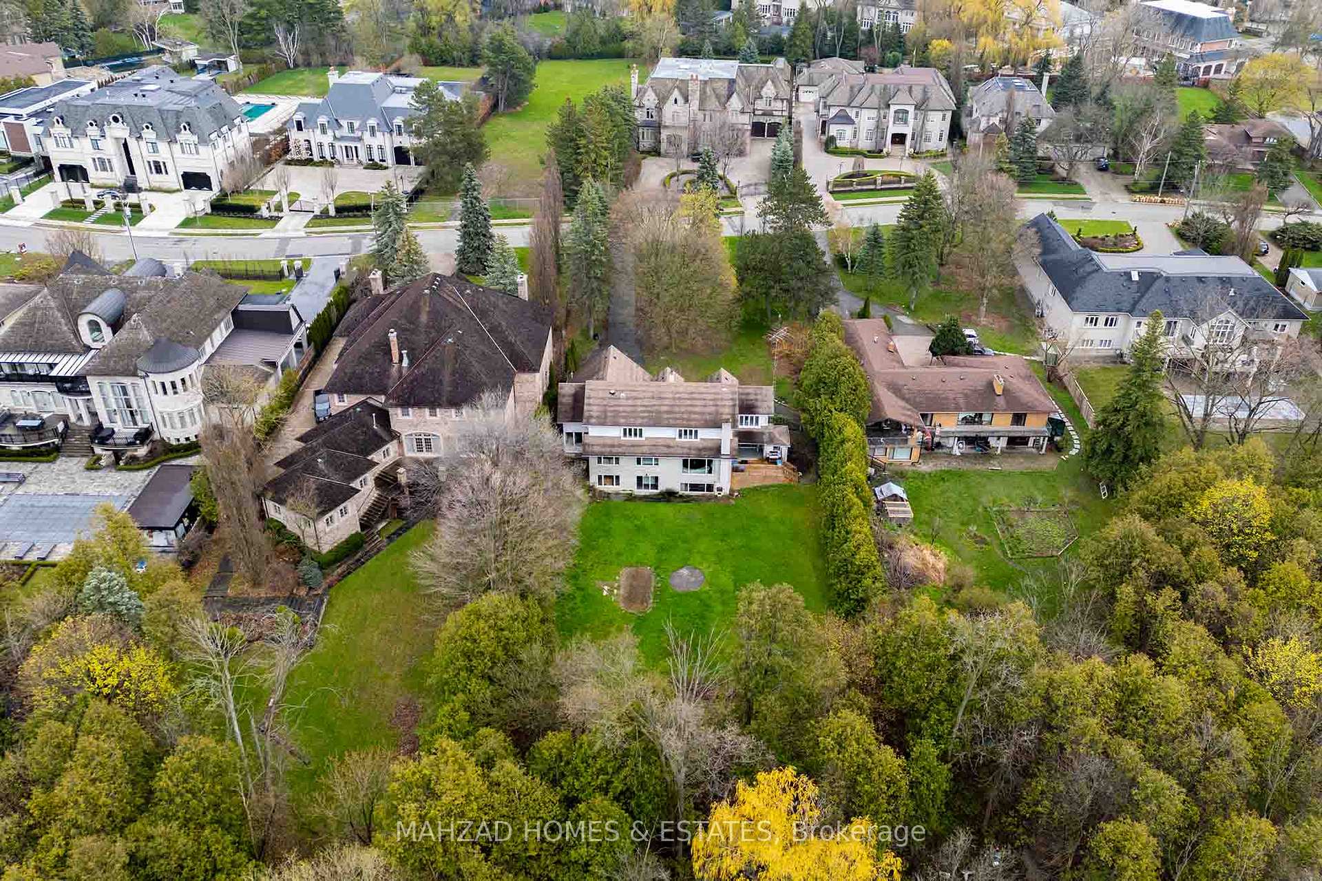 Photo 6 of 32 Maryvale Crescent, Richmond Hill, South Richvale — HOMEH
