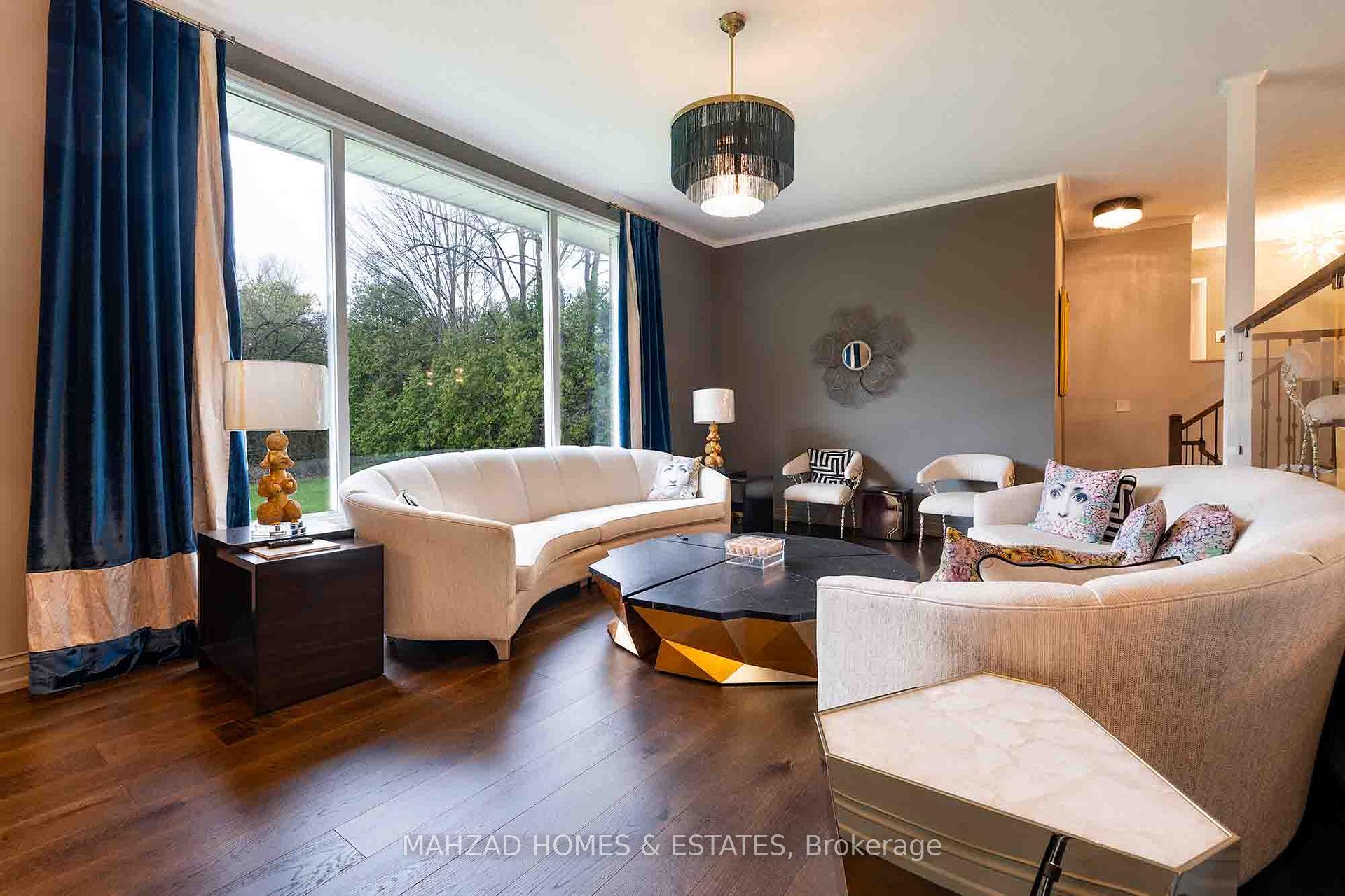Photo 11 of 32 Maryvale Crescent, Richmond Hill, South Richvale — HOMEH