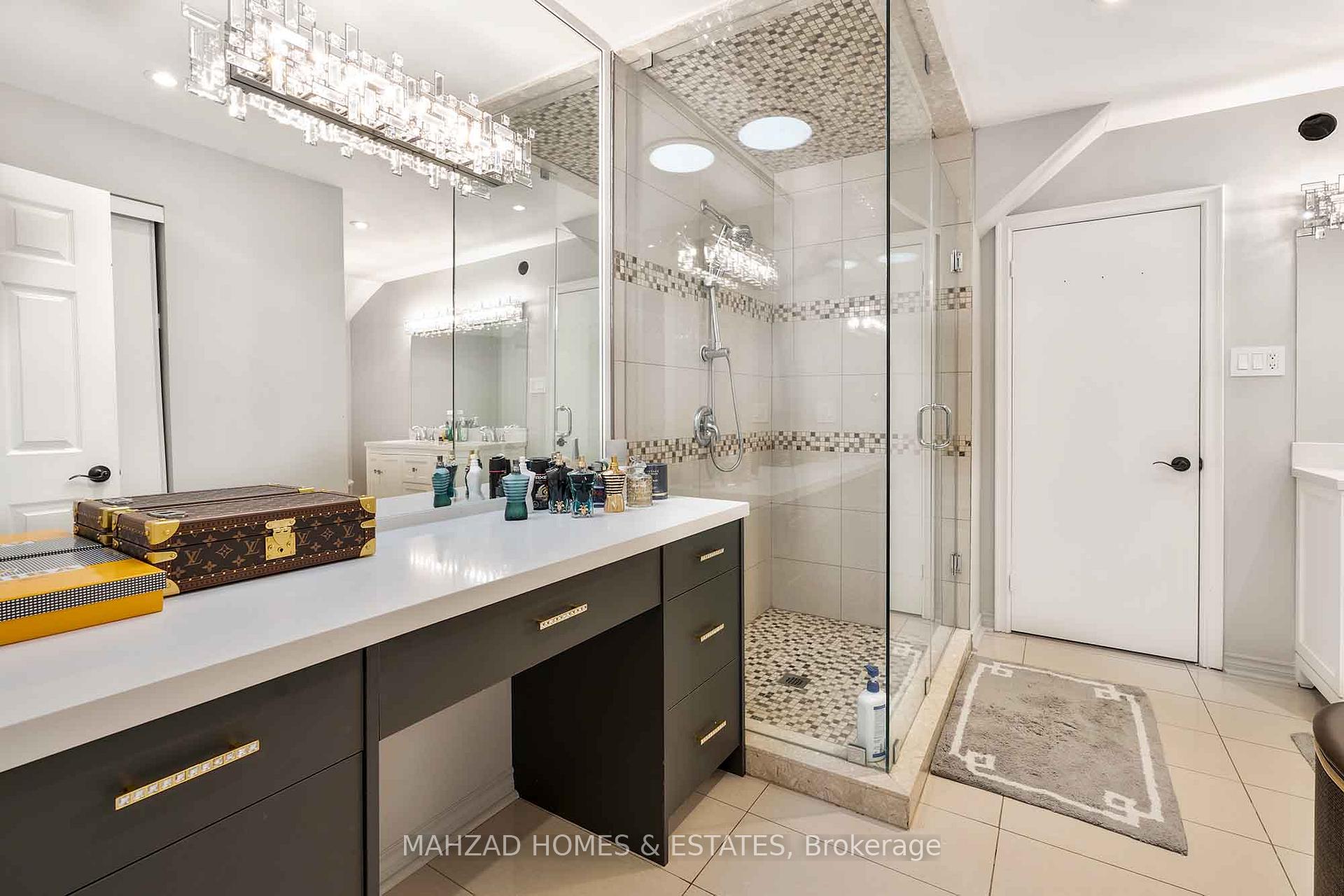 Photo 28 of 32 Maryvale Crescent, Richmond Hill, South Richvale — HOMEH