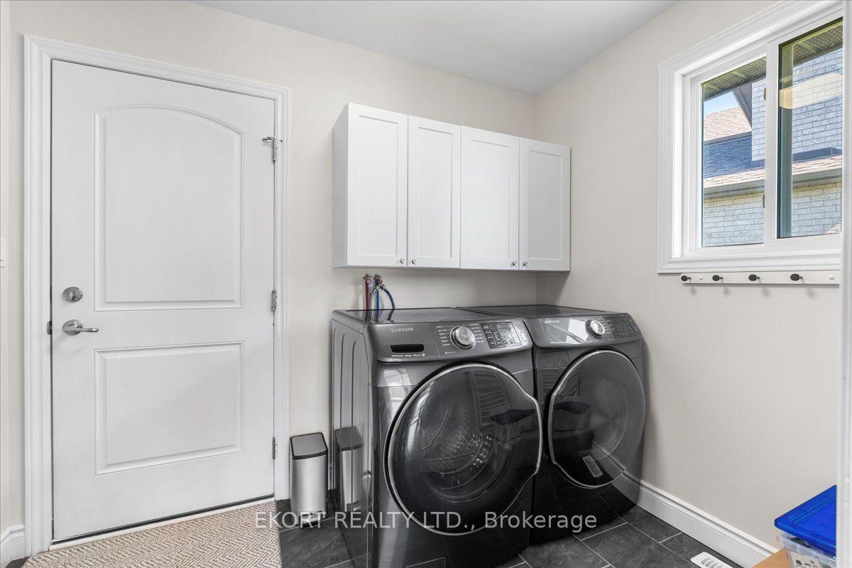 Photo 12 of 64 Farmington Crescent, Belleville, Thurlow Ward — HOMEH