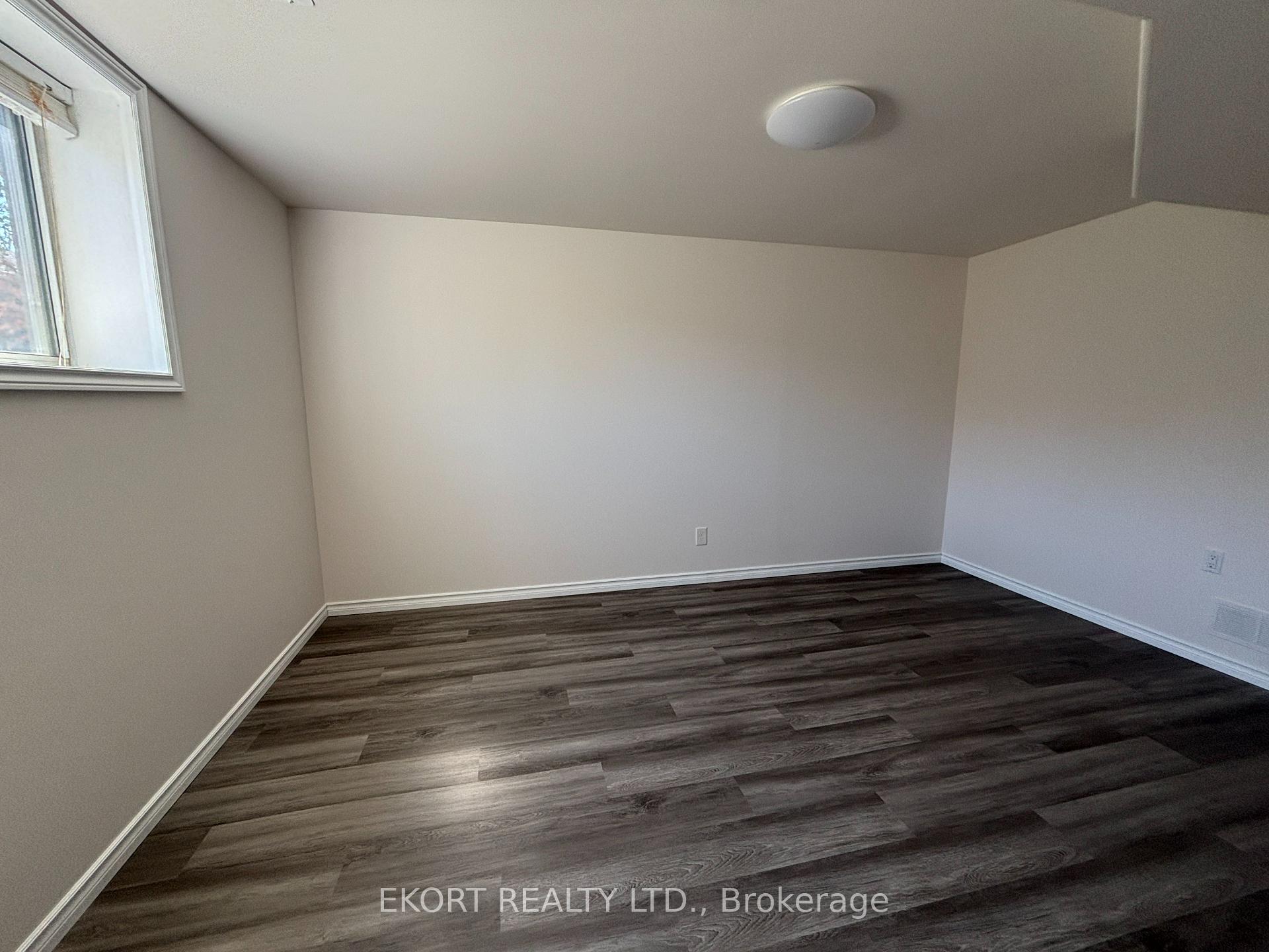 Photo 16 of 64 Farmington Crescent, Belleville, Thurlow Ward — HOMEH