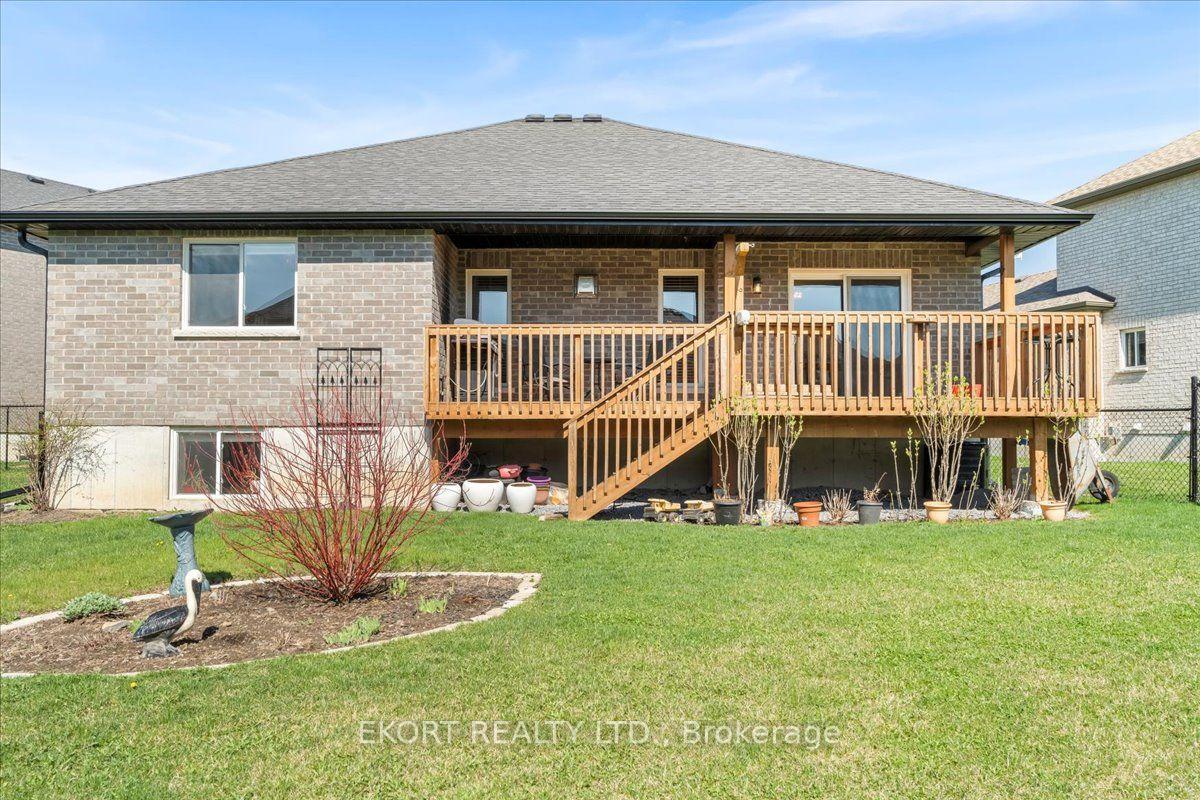 Photo 20 of 64 Farmington Crescent, Belleville, Thurlow Ward — HOMEH