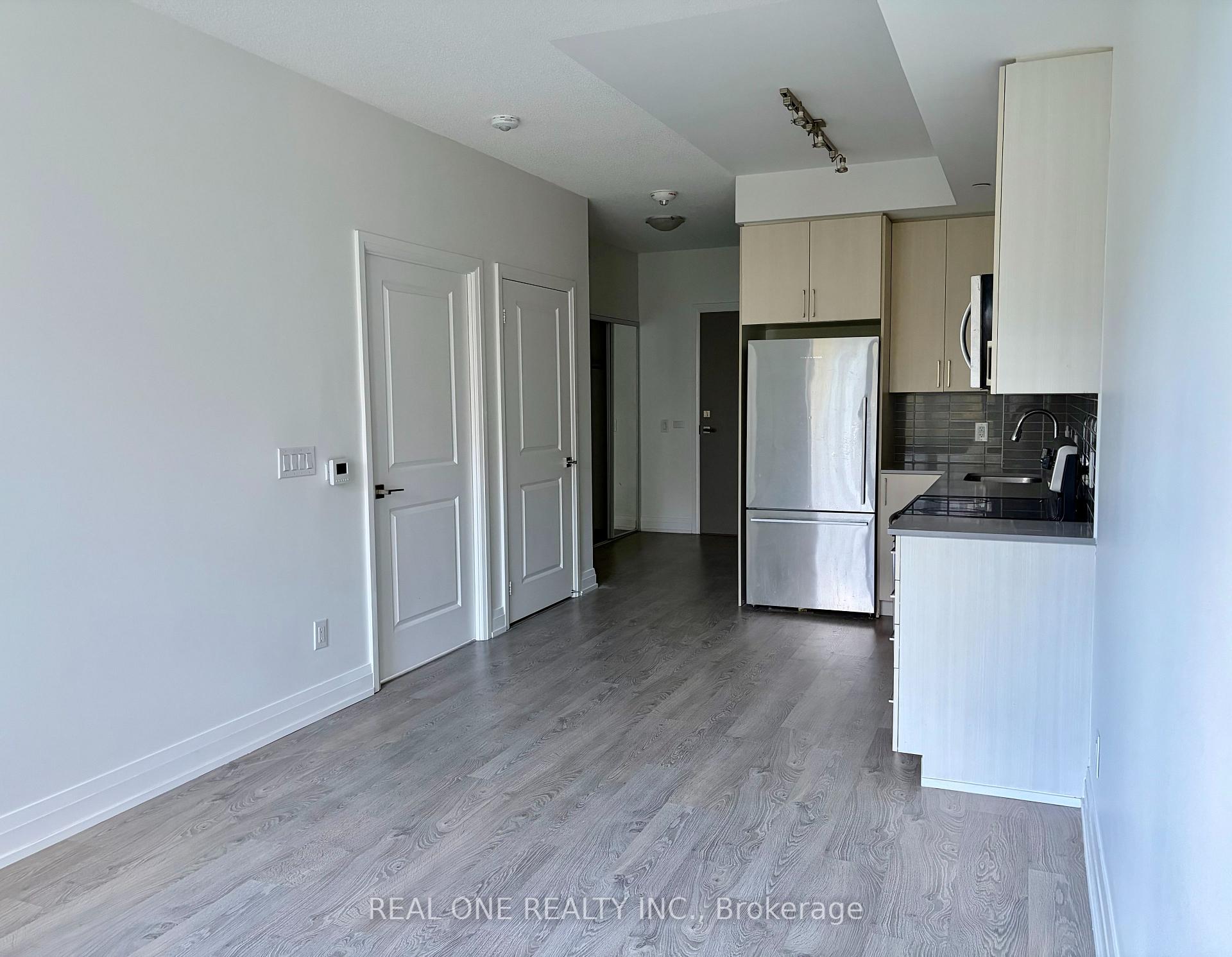 Photo 13 of Unit 308, 591 Sheppard Avenue E, North York, Bayview Village — HOMEH