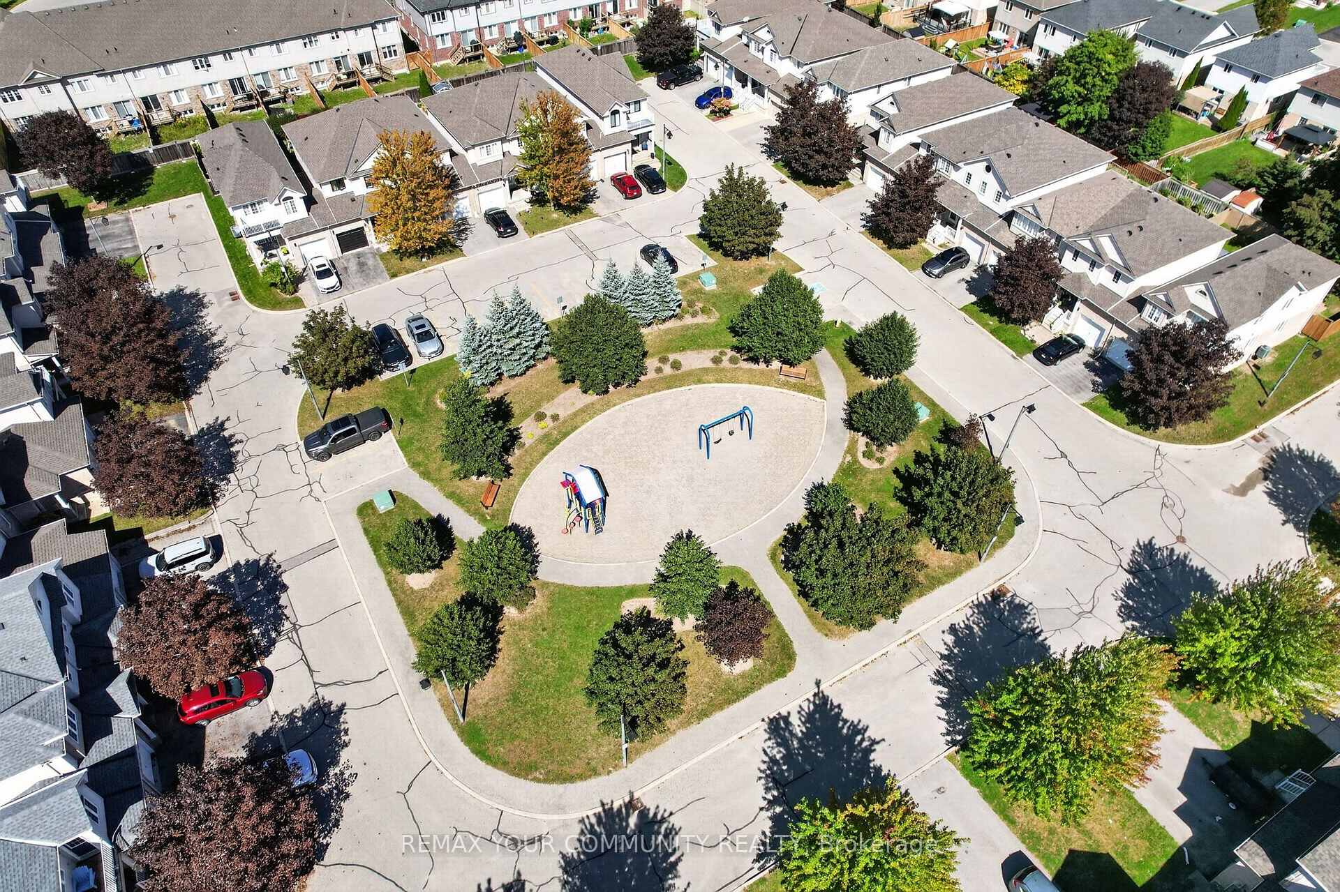 Photo 47 of 265 Sprucewood Crescent, Clarington, Bowmanville — HOMEH
