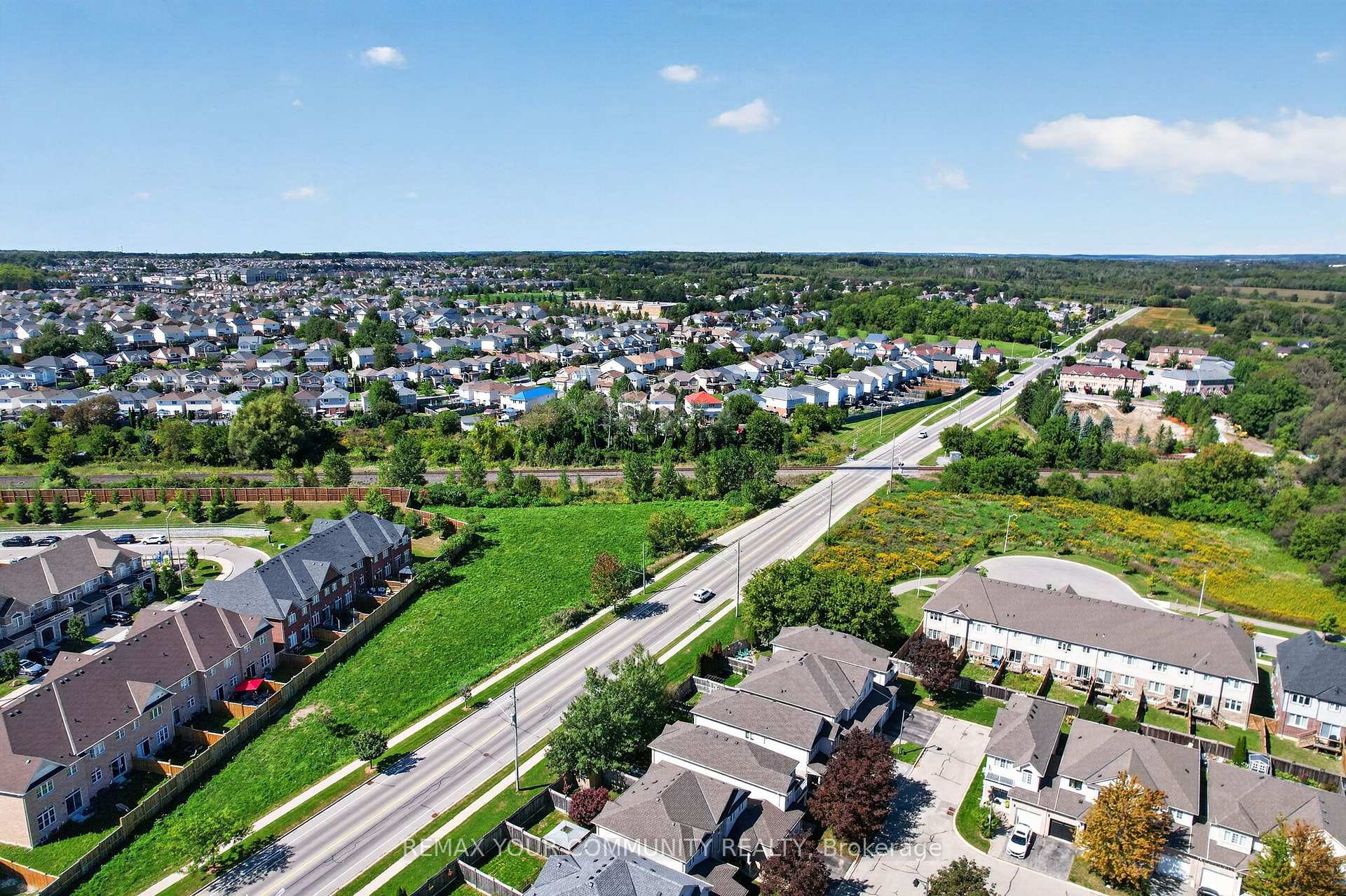Photo 48 of 265 Sprucewood Crescent, Clarington, Bowmanville — HOMEH