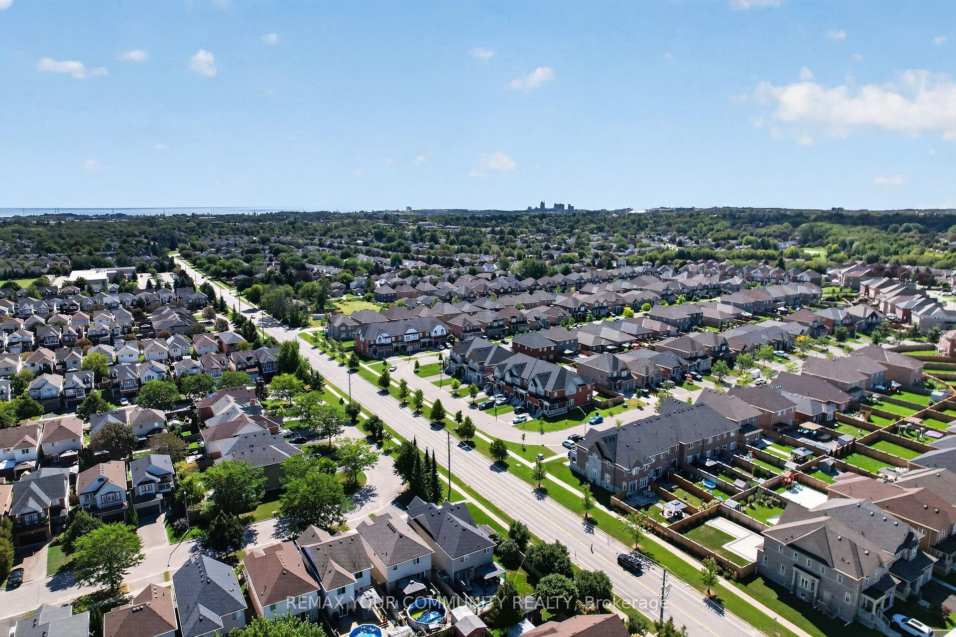 Photo 49 of 265 Sprucewood Crescent, Clarington, Bowmanville — HOMEH