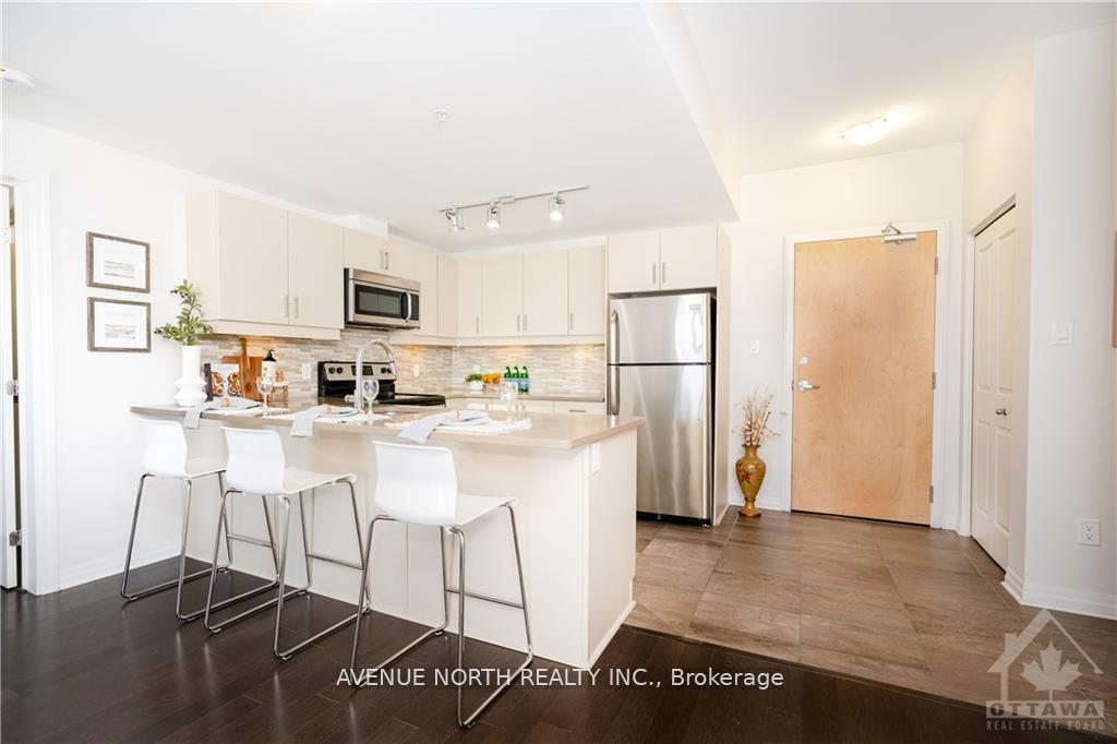 Photo 5 of Unit 401, 250 Winterfell Private, Ottawa, Hunt Club Park — HOMEH