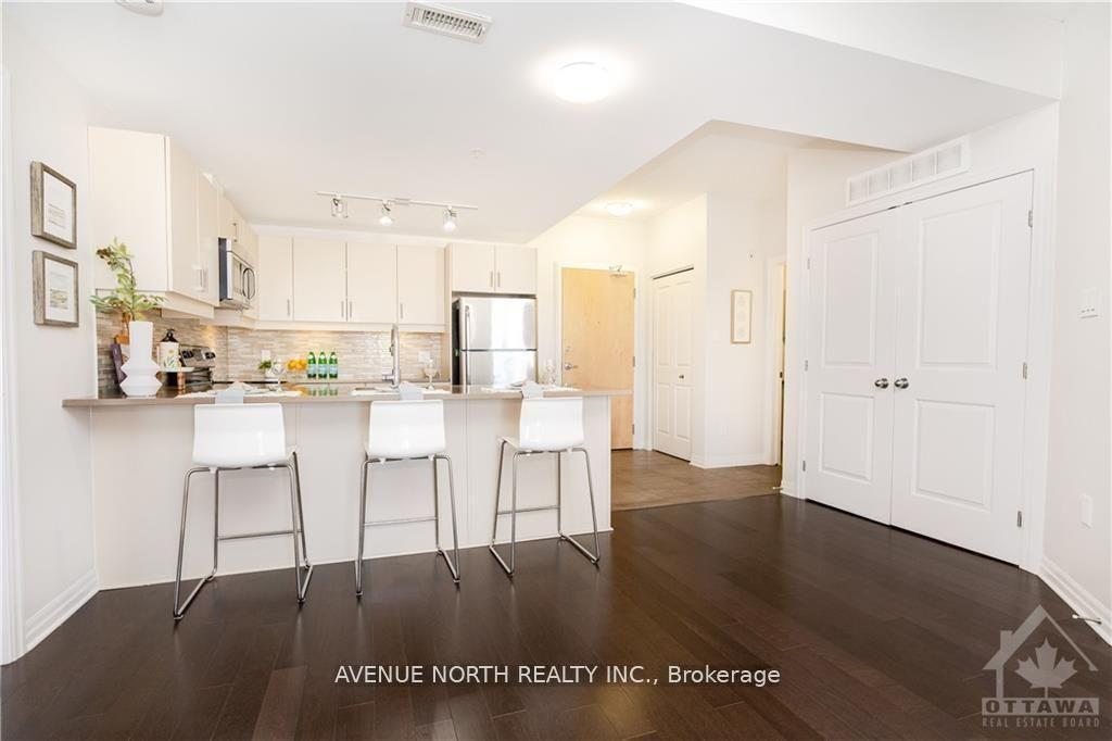 Photo 9 of Unit 401, 250 Winterfell Private, Ottawa, Hunt Club Park — HOMEH