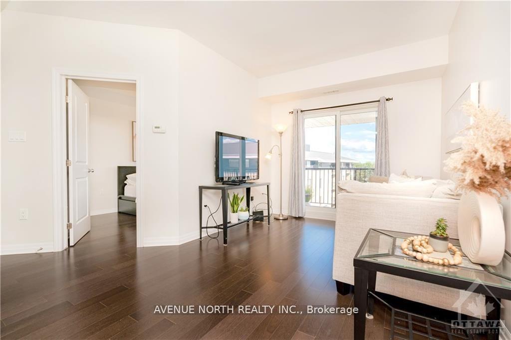 Photo 14 of Unit 401, 250 Winterfell Private, Ottawa, Hunt Club Park — HOMEH
