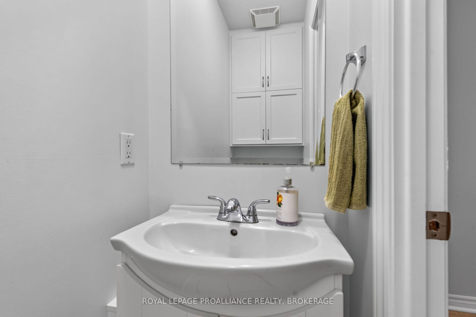 Photo 18 of 900 Nottinghill Avenue, Kingston, North of Taylor-Kidd Blvd — HOMEH