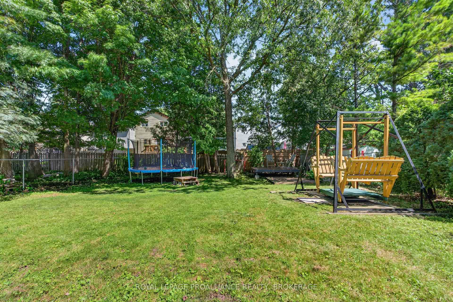 Photo 38 of 900 Nottinghill Avenue, Kingston, North of Taylor-Kidd Blvd — HOMEH