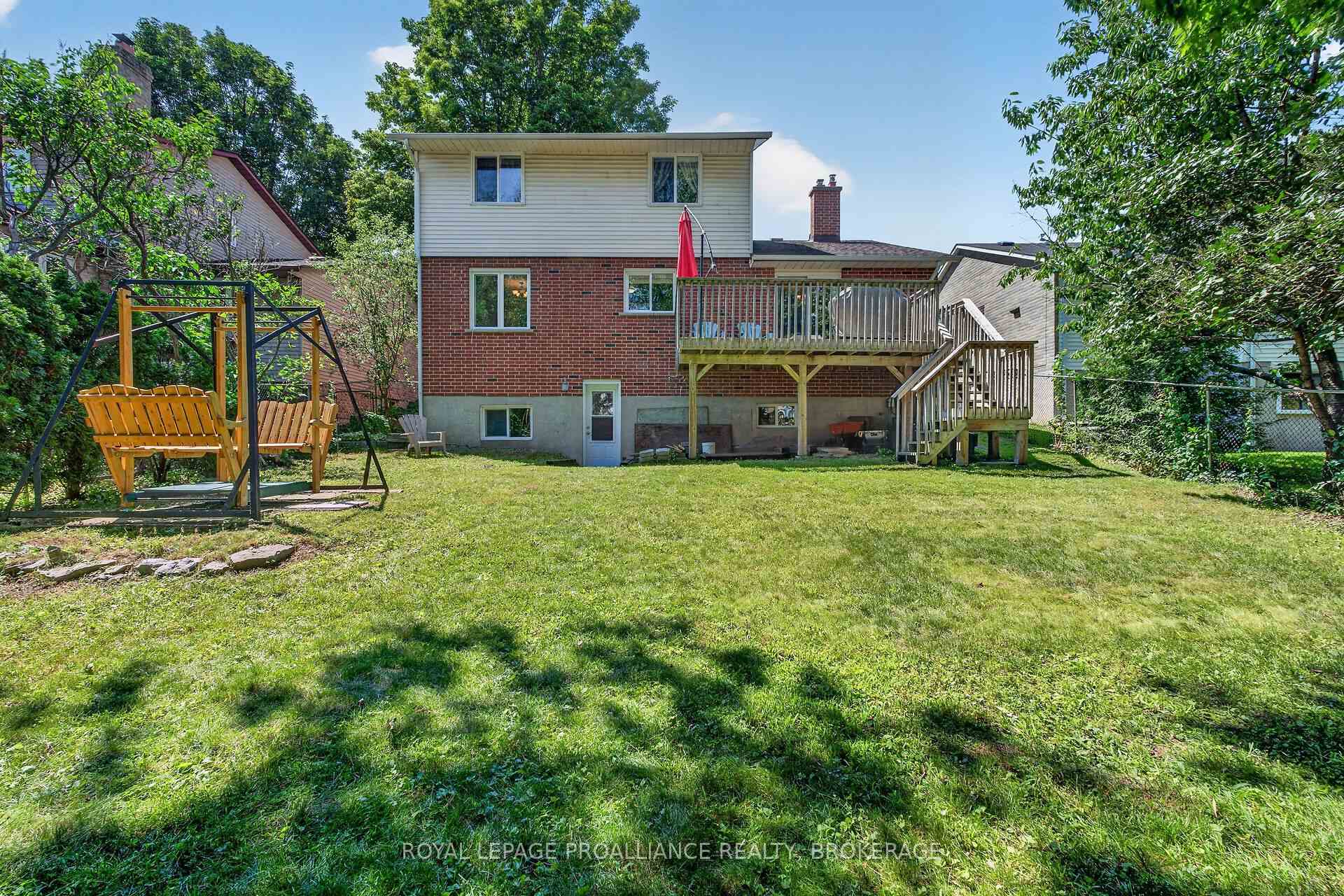 Photo 40 of 900 Nottinghill Avenue, Kingston, North of Taylor-Kidd Blvd — HOMEH