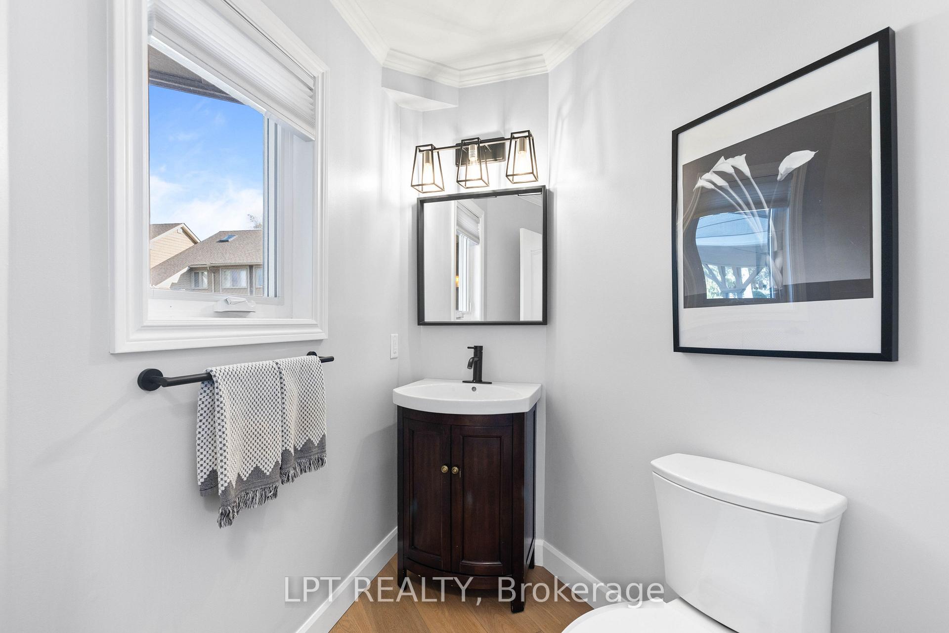 Photo 20 of 9 Davy Point Circle, Georgina, Historic Lakeshore Communities — HOMEH
