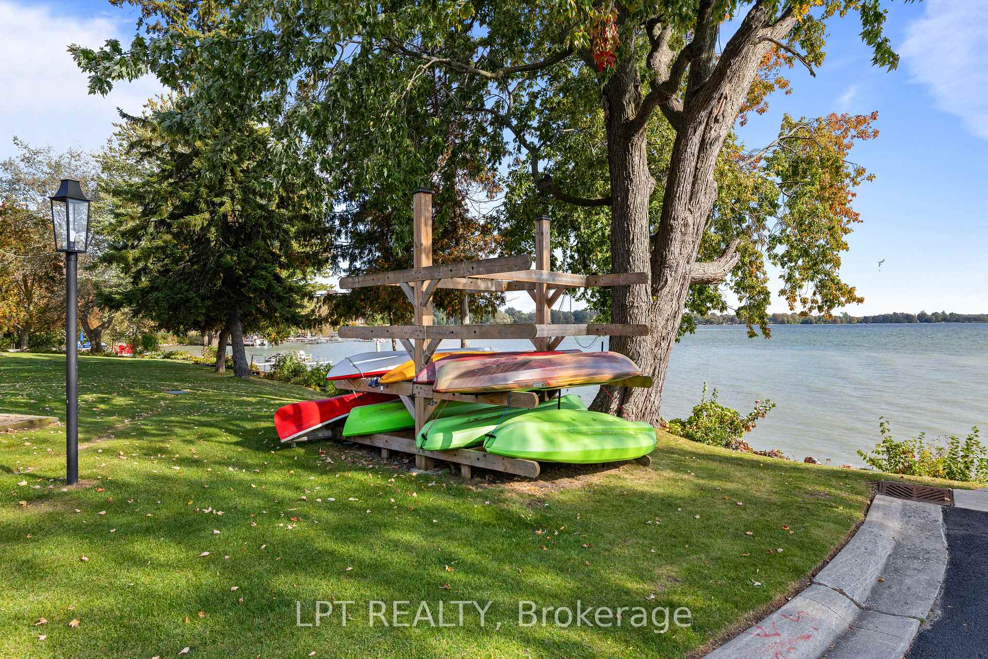Photo 48 of 9 Davy Point Circle, Georgina, Historic Lakeshore Communities — HOMEH