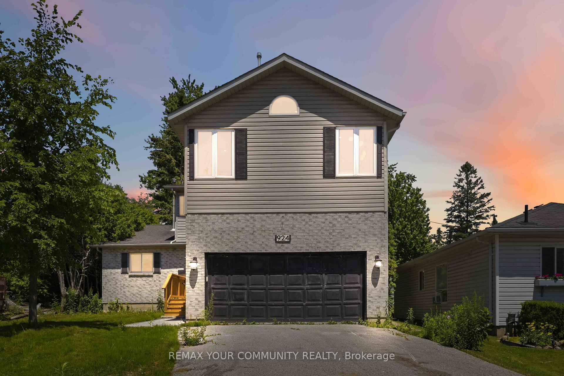 Photo of 924 Helen Street