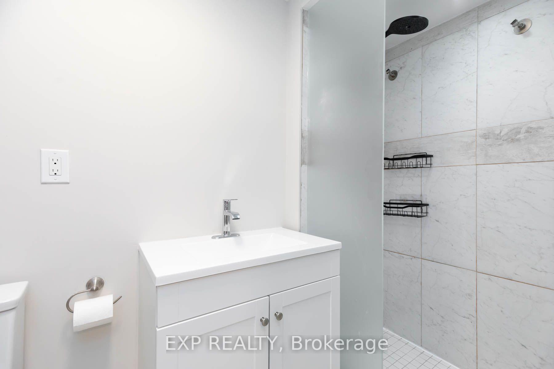 Photo 9 of Unit Unit B, 84 Laurel Avenue, Etobicoke, Islington-City Centre West — HOMEH