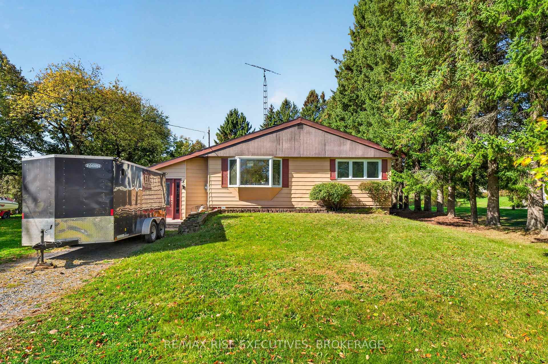 Photo of 4259 Sydenham Road