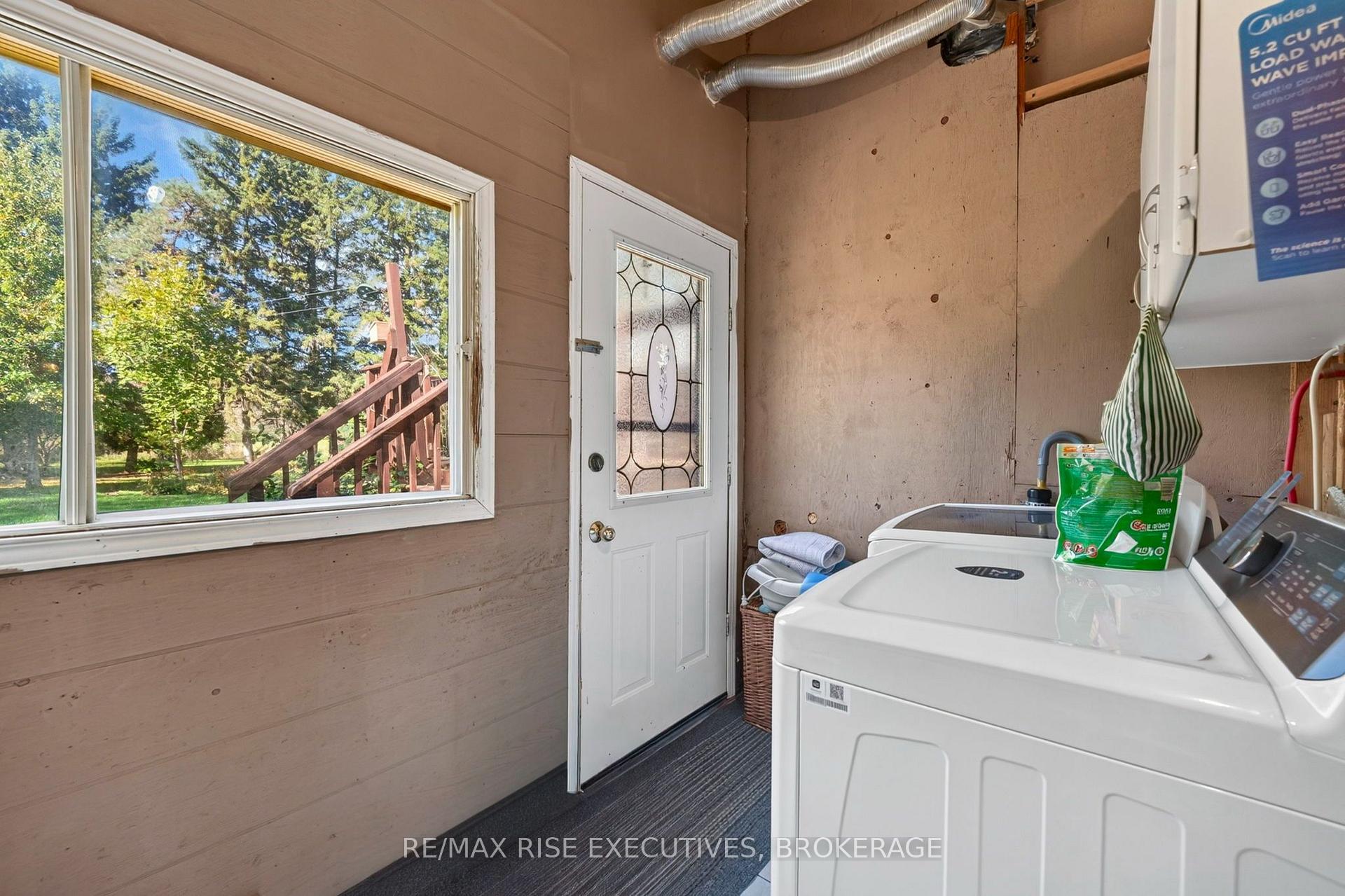 Photo 6 of 4259 Sydenham Road, Frontenac, Frontenac South — HOMEH