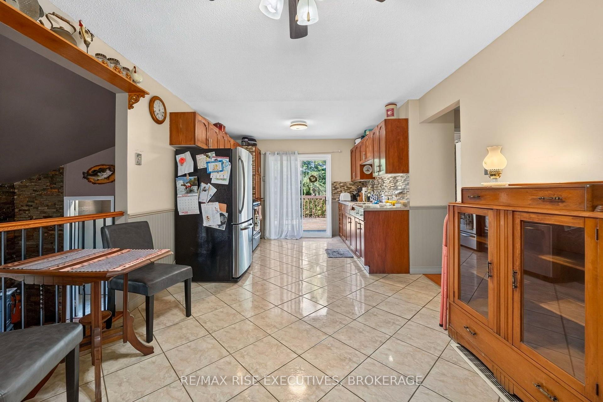 Photo 9 of 4259 Sydenham Road, Frontenac, Frontenac South — HOMEH