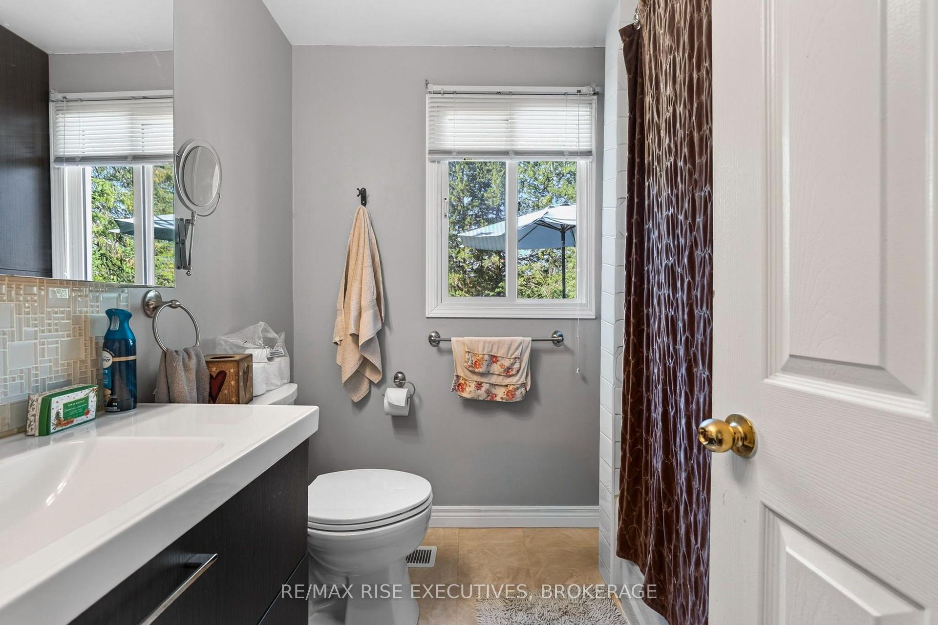 Photo 13 of 4259 Sydenham Road, Frontenac, Frontenac South — HOMEH