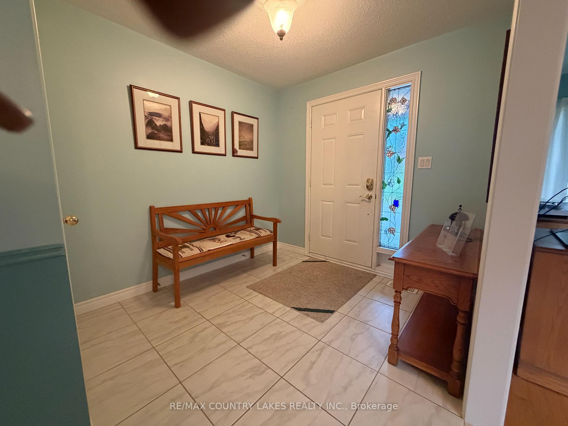 Photo 4 of 43 Elmwood Avenue, Brock, Beaverton — HOMEH