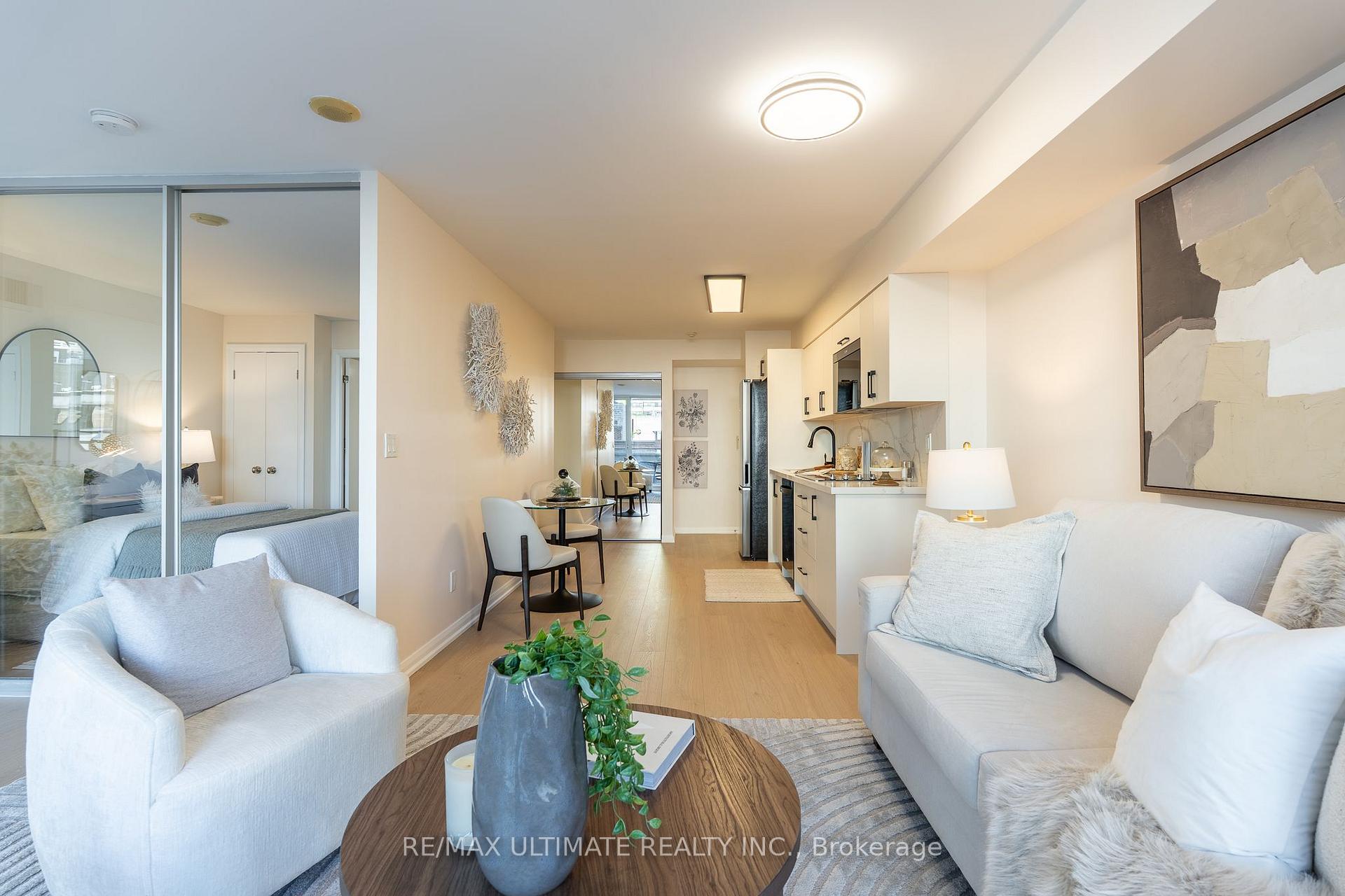Photo 14 of Unit 627, 111 Elizabeth Street, Toronto, Bay Street Corridor — HOMEH