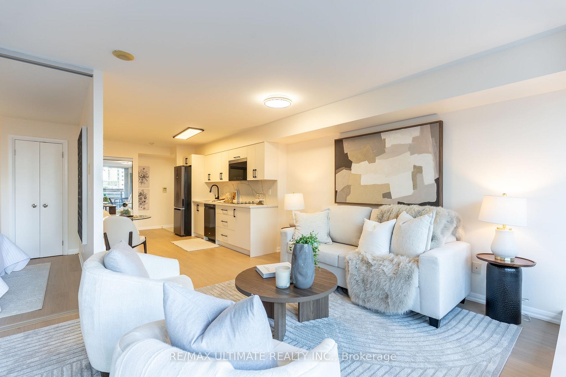 Photo 16 of Unit 627, 111 Elizabeth Street, Toronto, Bay Street Corridor — HOMEH