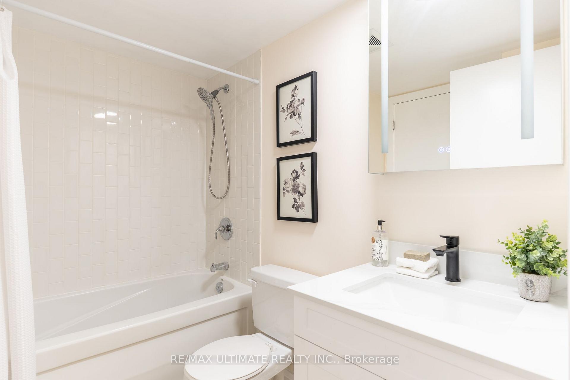Photo 27 of Unit 627, 111 Elizabeth Street, Toronto, Bay Street Corridor — HOMEH