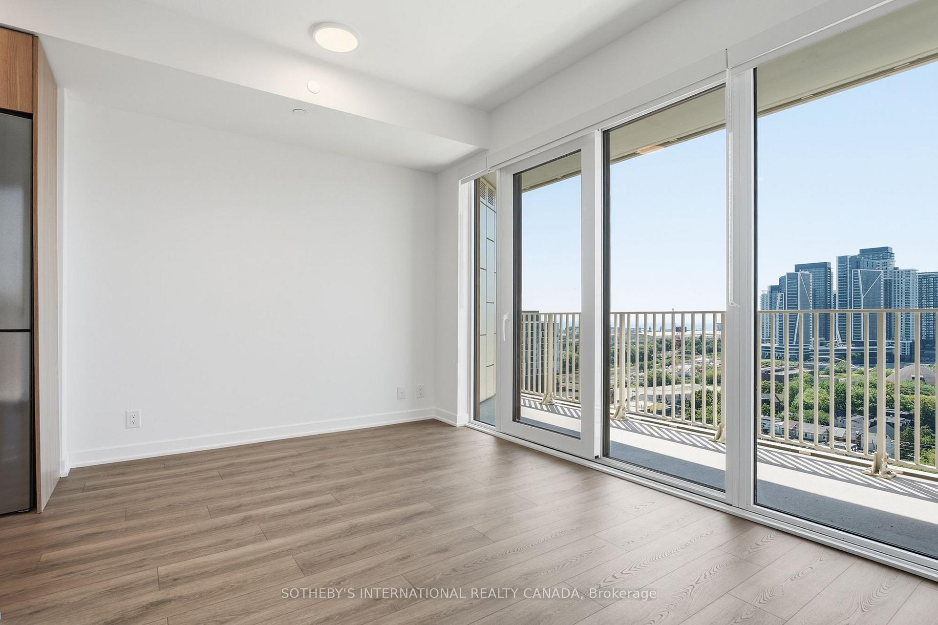Photo 14 of Unit 612, 88 Bathurst Street, Toronto, Niagara — HOMEH