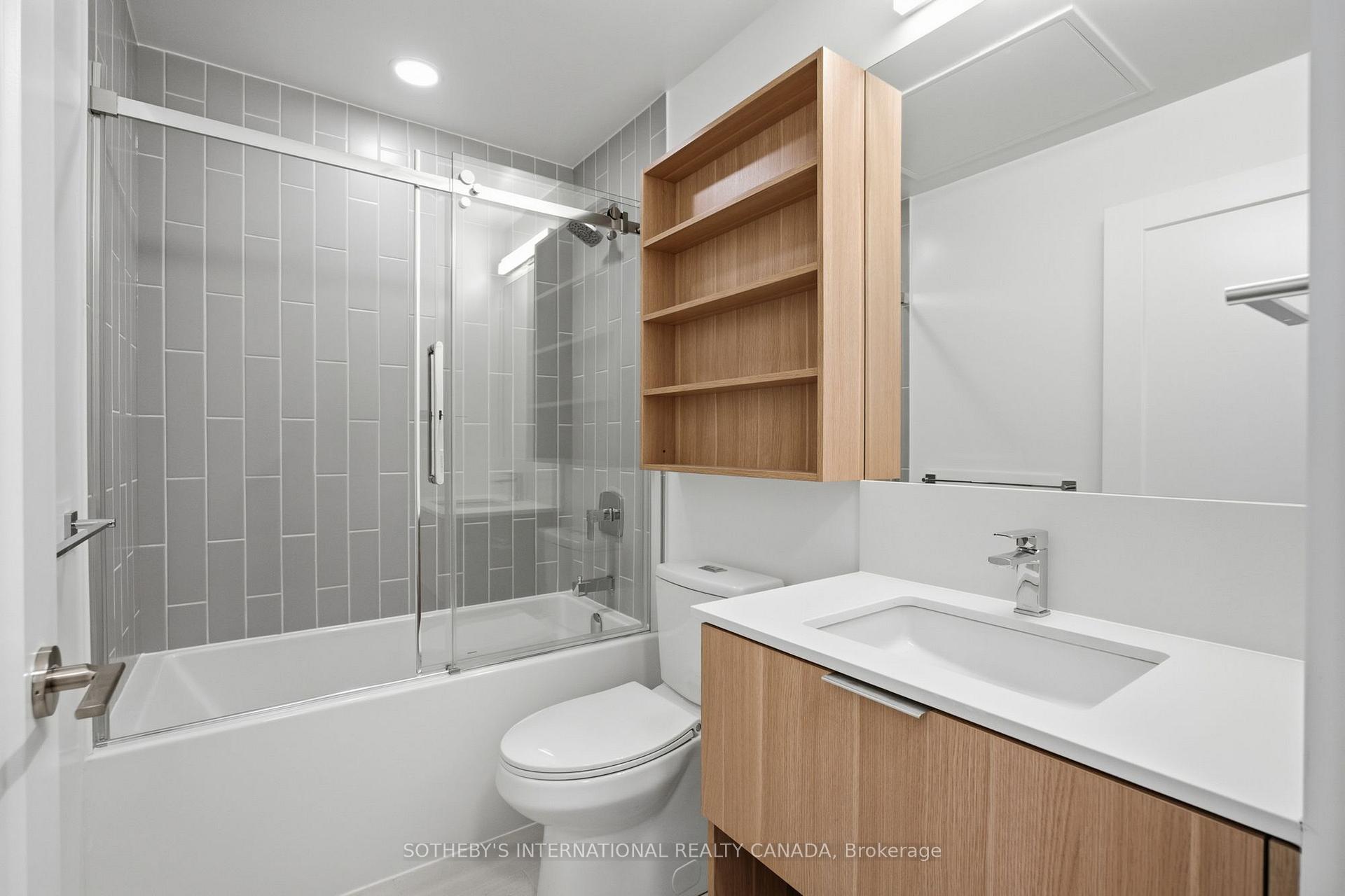 Photo 17 of Unit 612, 88 Bathurst Street, Toronto, Niagara — HOMEH