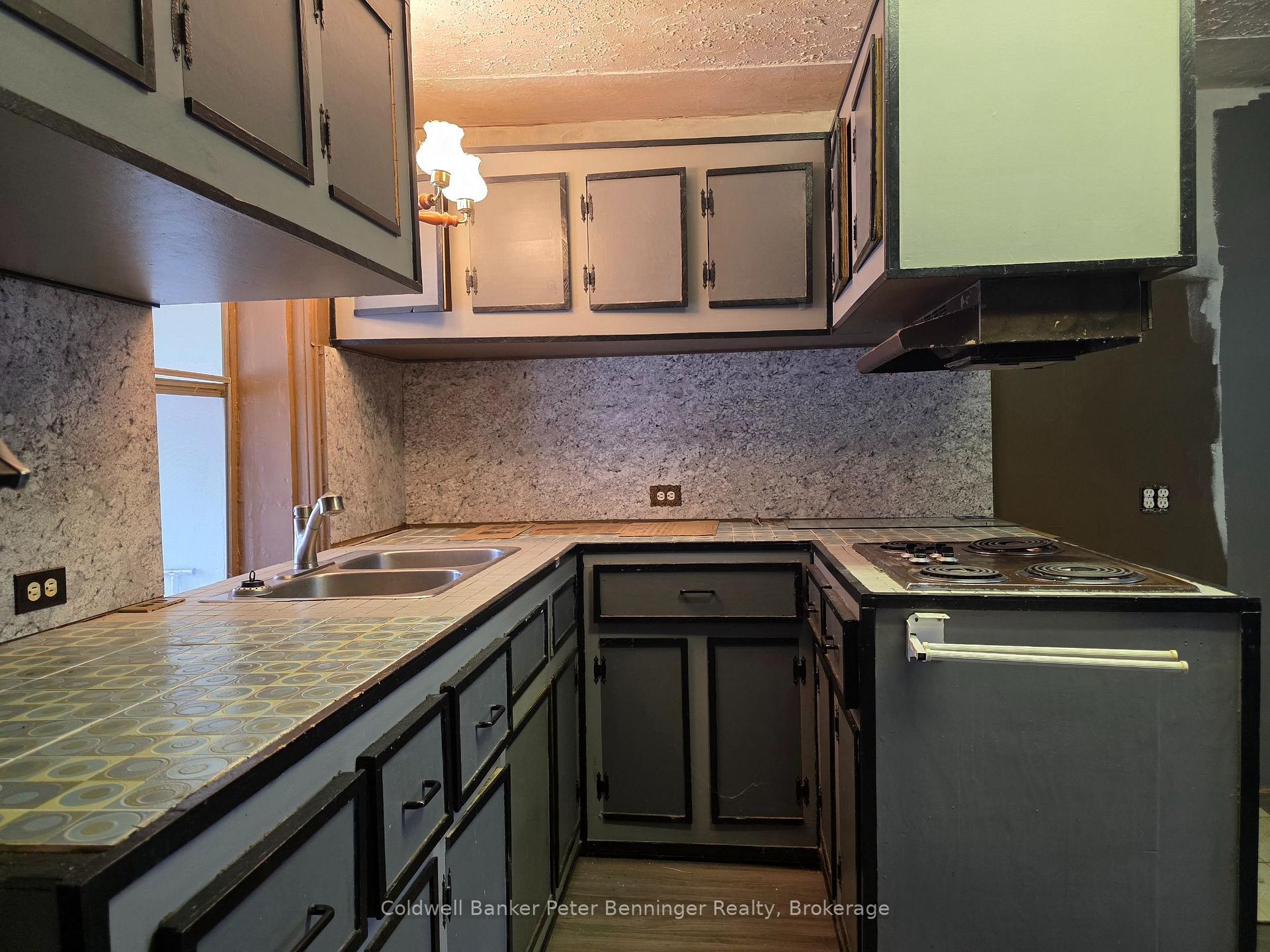 Photo 7 of 21 Peter Street, Brockton — HOMEH