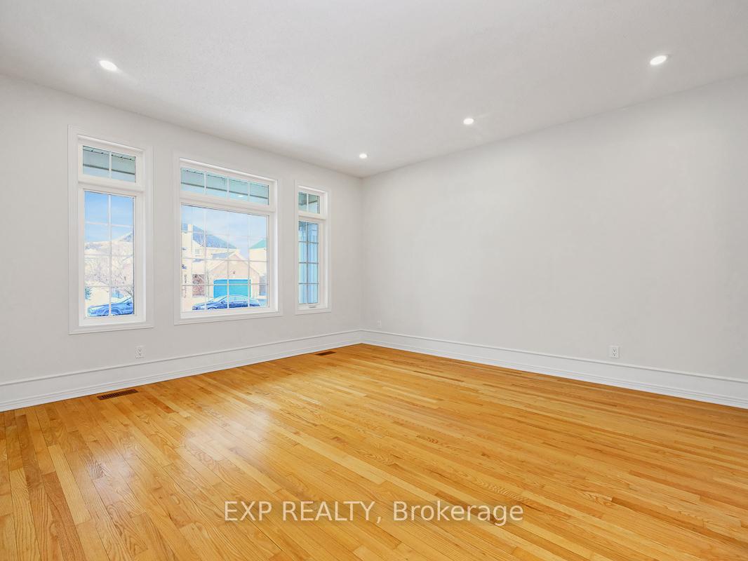 Photo 8 of 768 Rolling River Crescent, Ottawa, Riverside South/Gloucester Glen — HOMEH