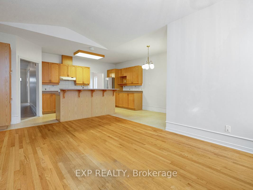 Photo 22 of 768 Rolling River Crescent, Ottawa, Riverside South/Gloucester Glen — HOMEH