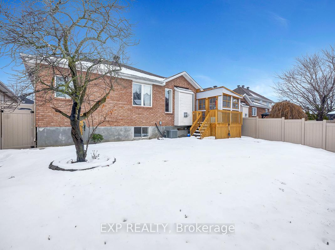Photo 43 of 768 Rolling River Crescent, Ottawa, Riverside South/Gloucester Glen — HOMEH