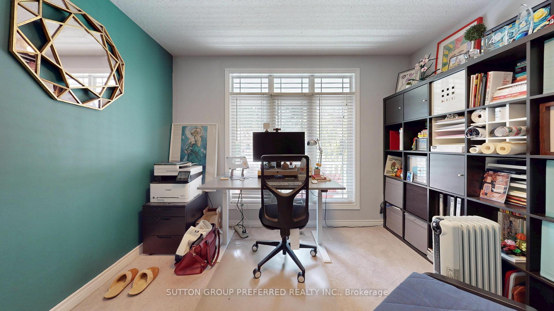 Photo 9 of 105 Richmeadow Crescent, London, North M — HOMEH