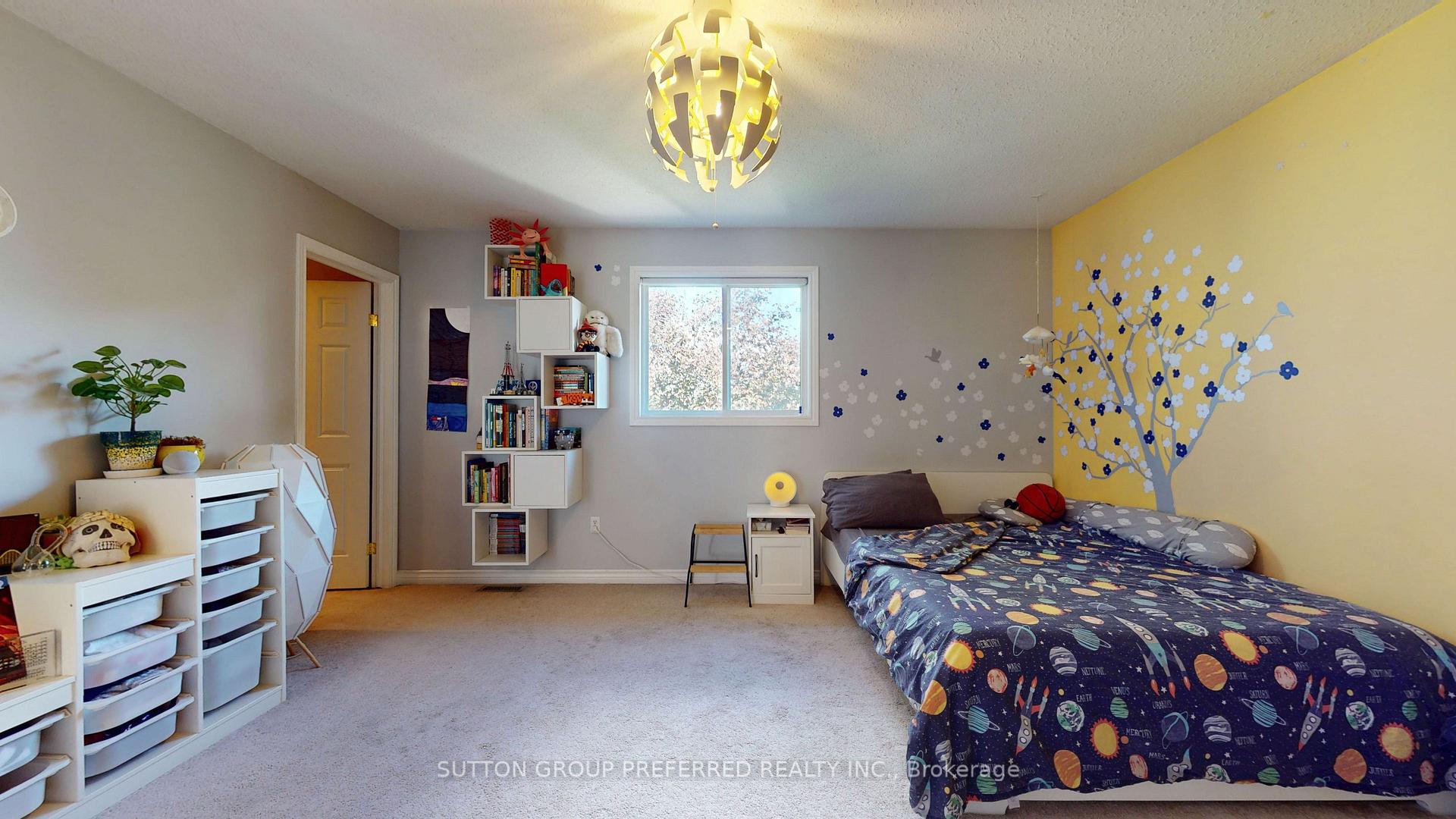 Photo 34 of 105 Richmeadow Crescent, London, North M — HOMEH