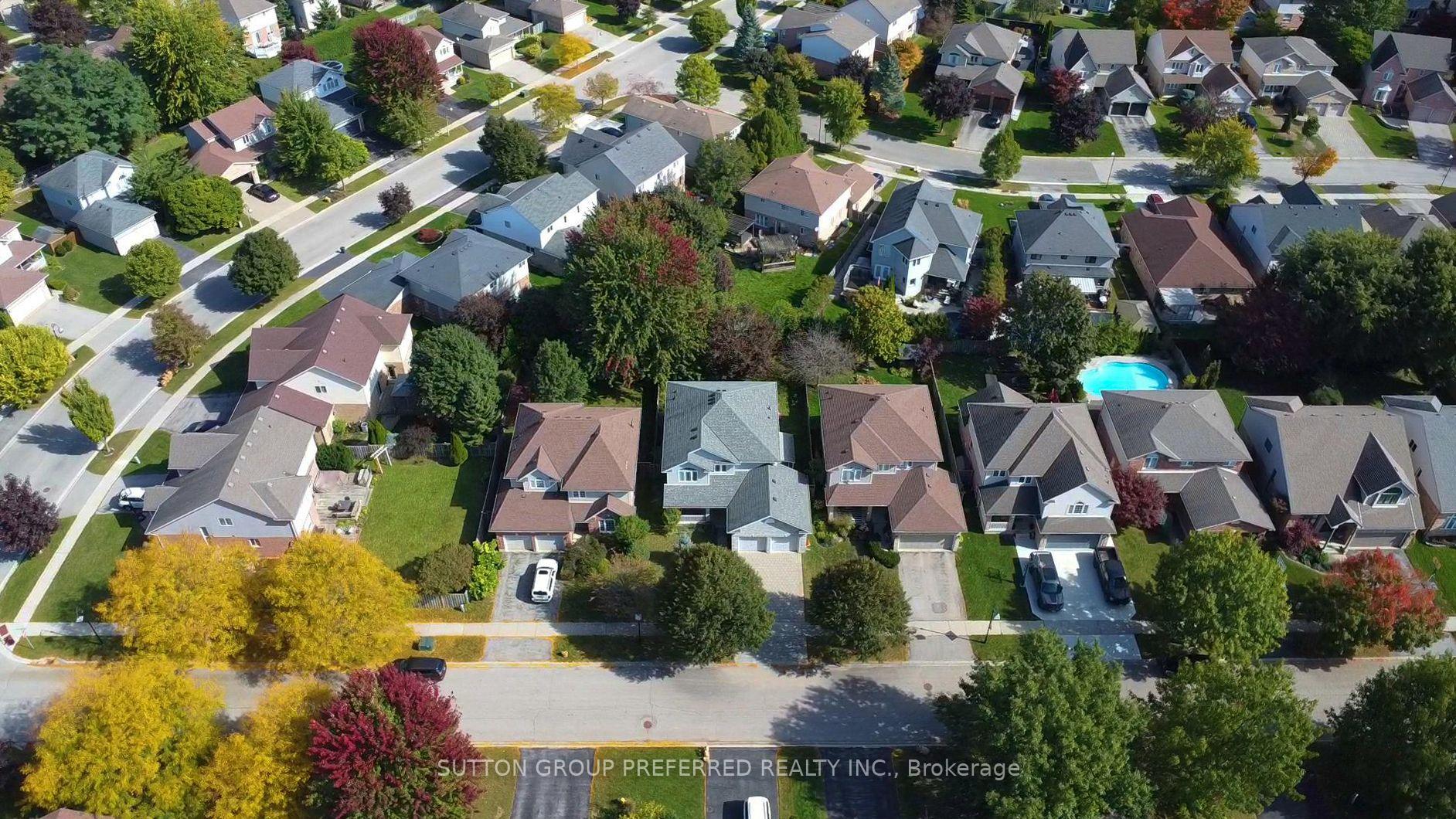 Photo 50 of 105 Richmeadow Crescent, London, North M — HOMEH