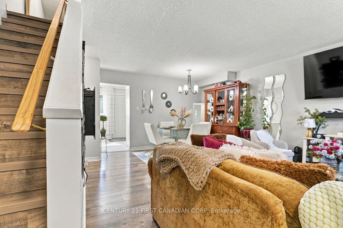 Photo 3 of Unit 2, 1443 Huron Street, London, East D — HOMEH