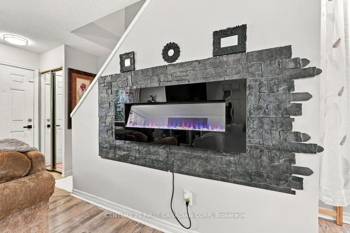 Photo 6 of Unit 2, 1443 Huron Street, London, East D — HOMEH