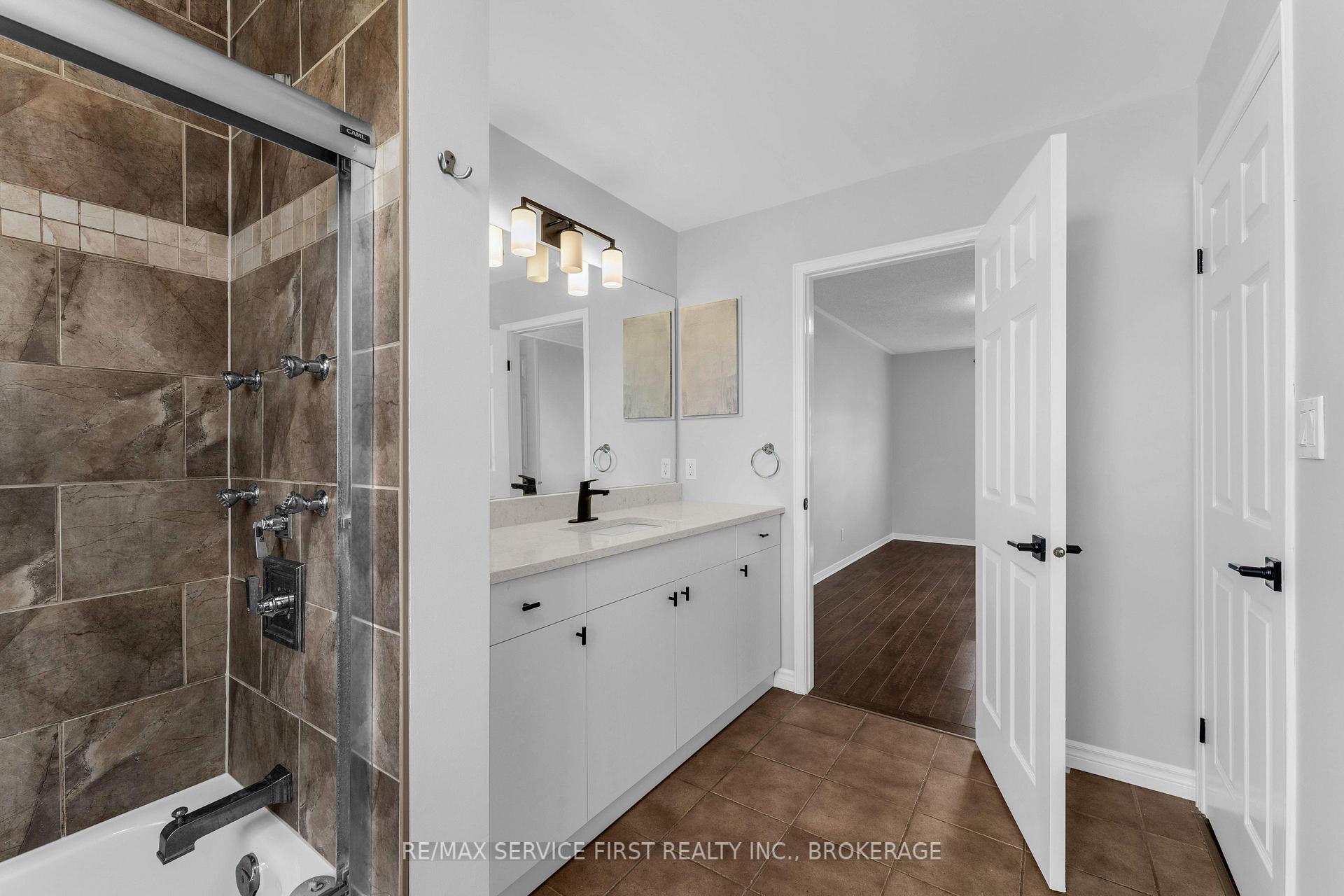 Photo 29 of 363 Waterloo Drive, Kingston, East Gardiners Rd — HOMEH