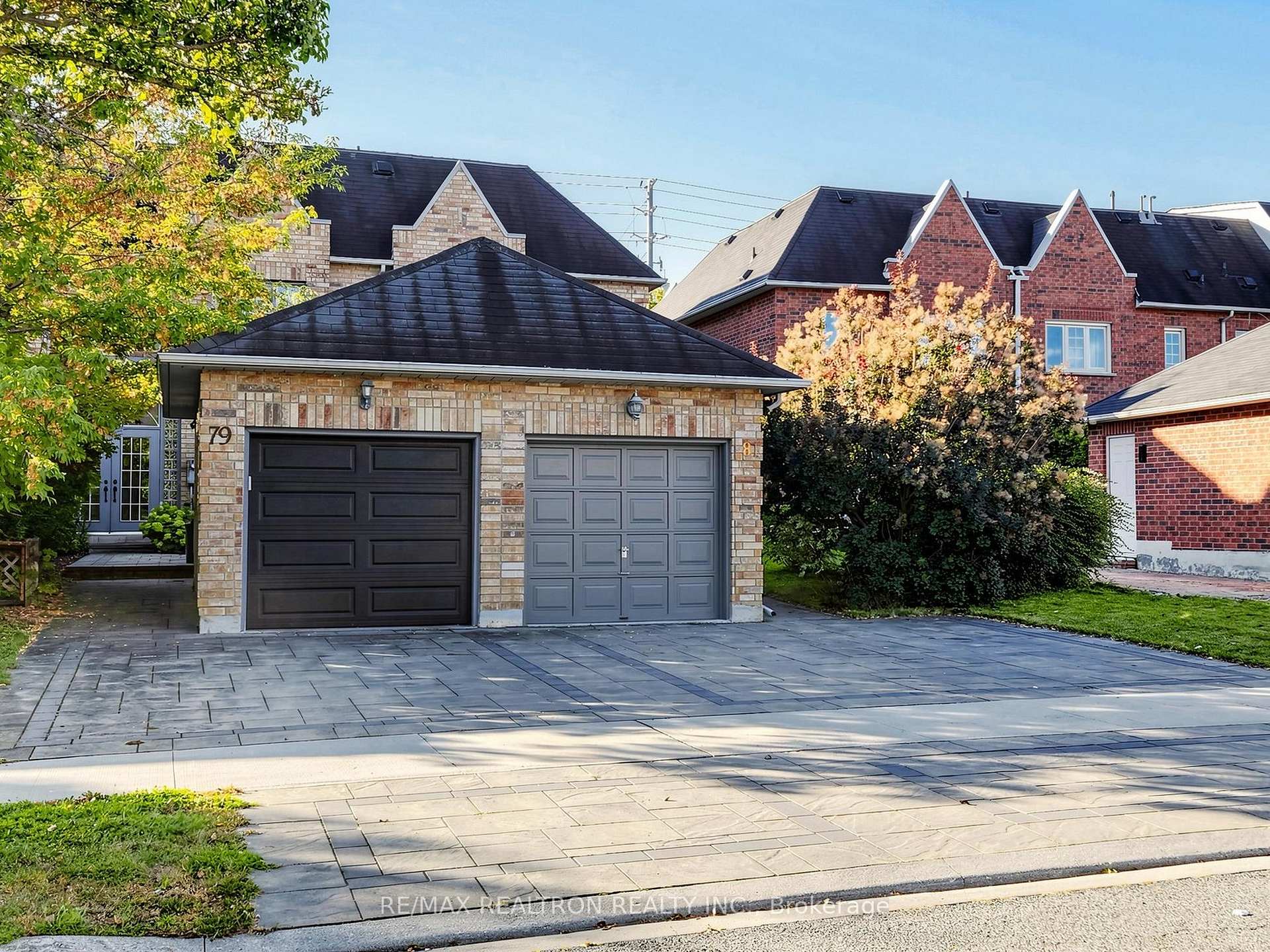 Photo 2 of 81 Lichfield Road, Markham, Unionville — HOMEH