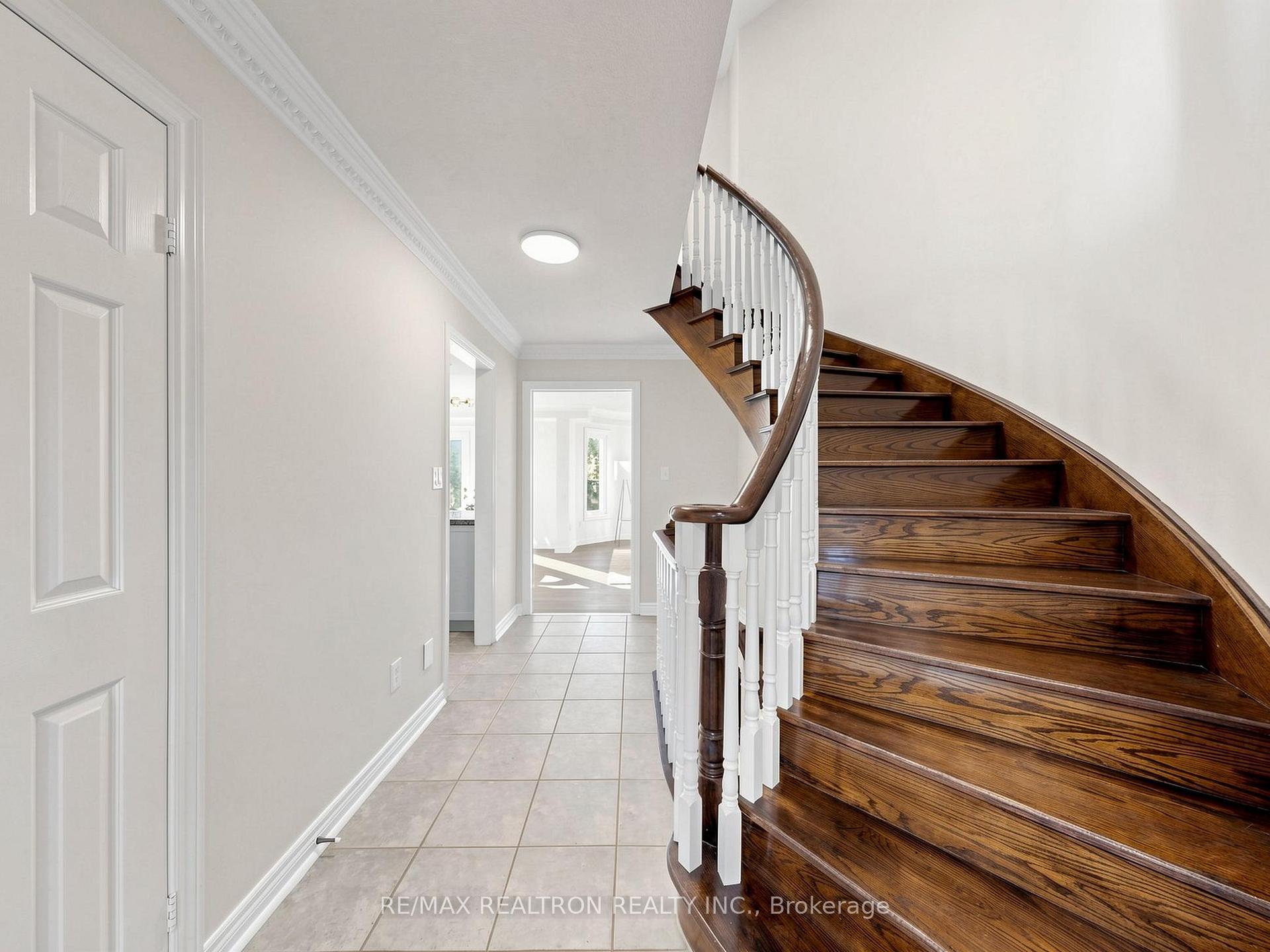 Photo 25 of 81 Lichfield Road, Markham, Unionville — HOMEH