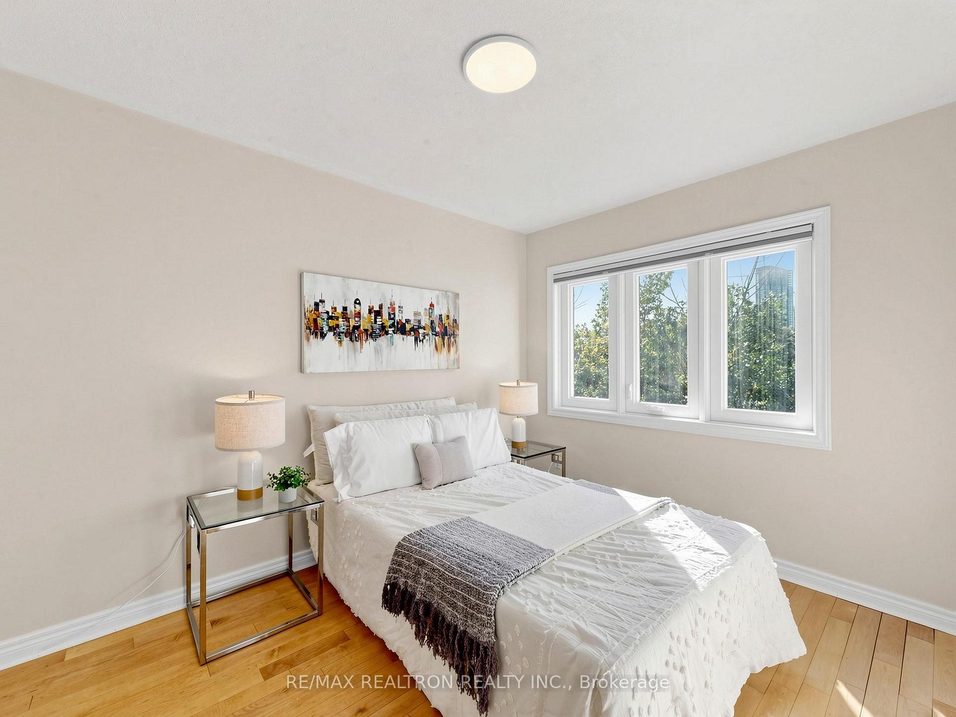 Photo 34 of 81 Lichfield Road, Markham, Unionville — HOMEH