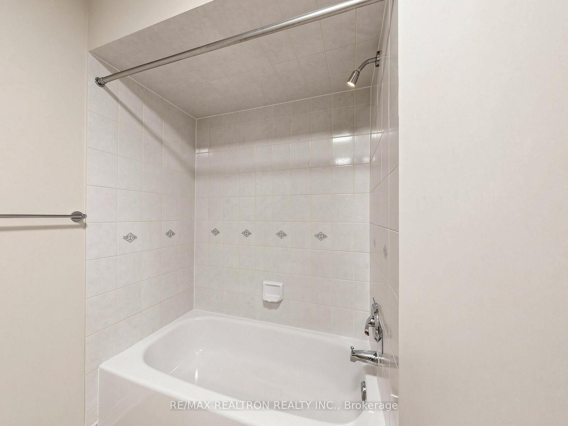 Photo 40 of 81 Lichfield Road, Markham, Unionville — HOMEH