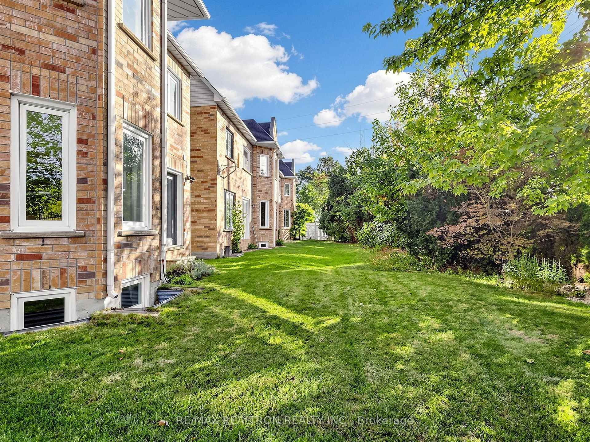 Photo 45 of 81 Lichfield Road, Markham, Unionville — HOMEH